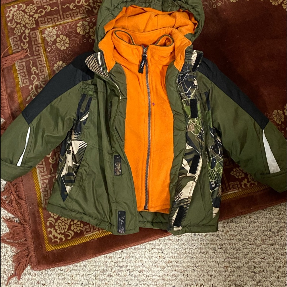 Jacket for boys fits size 4/5Y